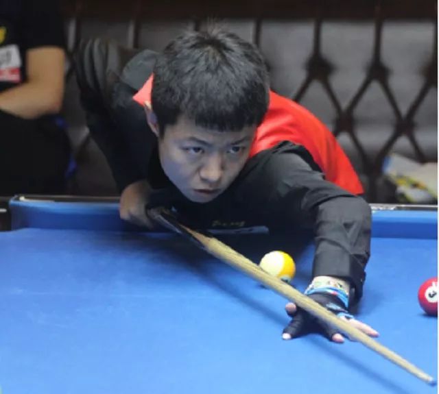 推动中国足 推动中国足