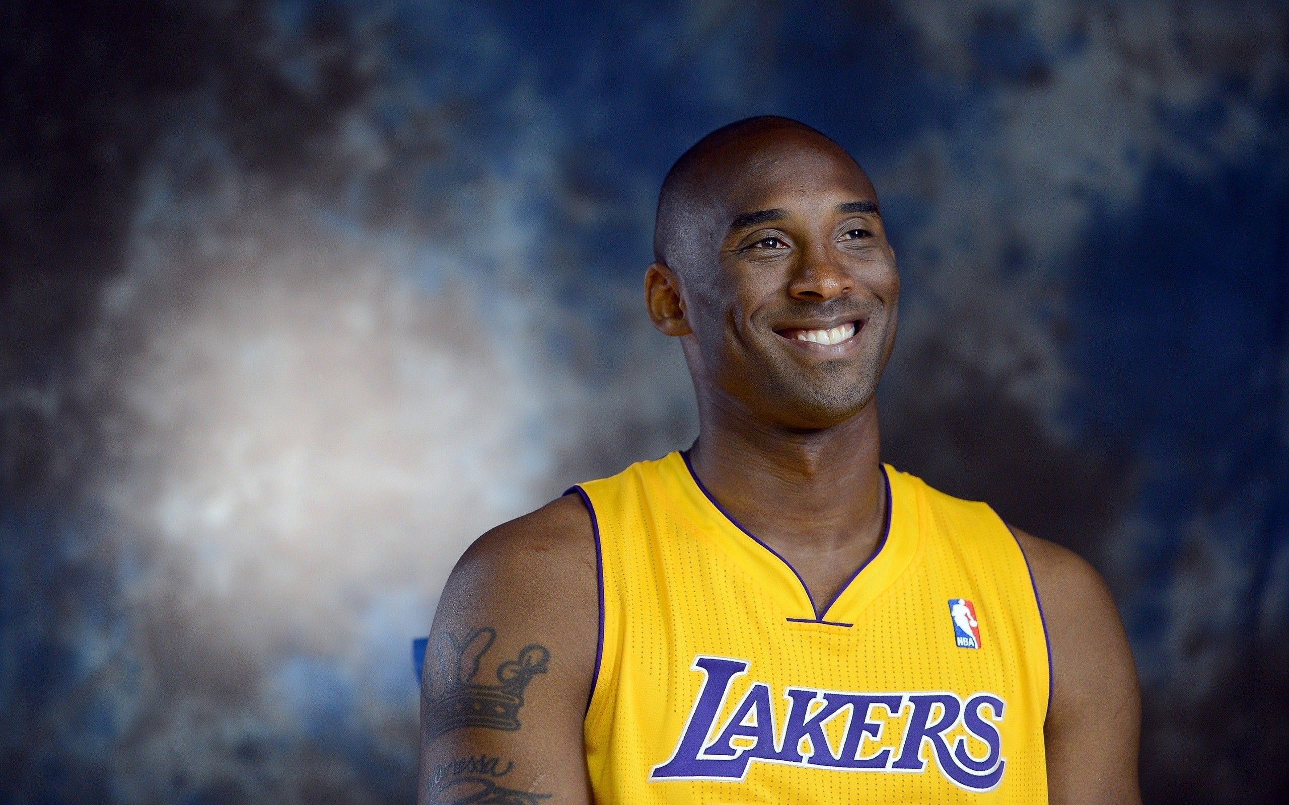 在这样背景 在这样背景