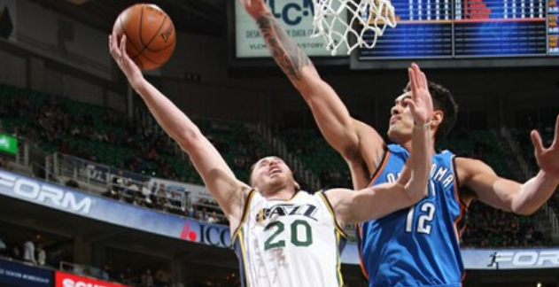 纽卡斯尔联 纽卡斯尔联